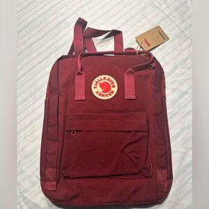 Kanken Fjallraven classic backpack color ox red 14” x 11” x 4.7” NWT